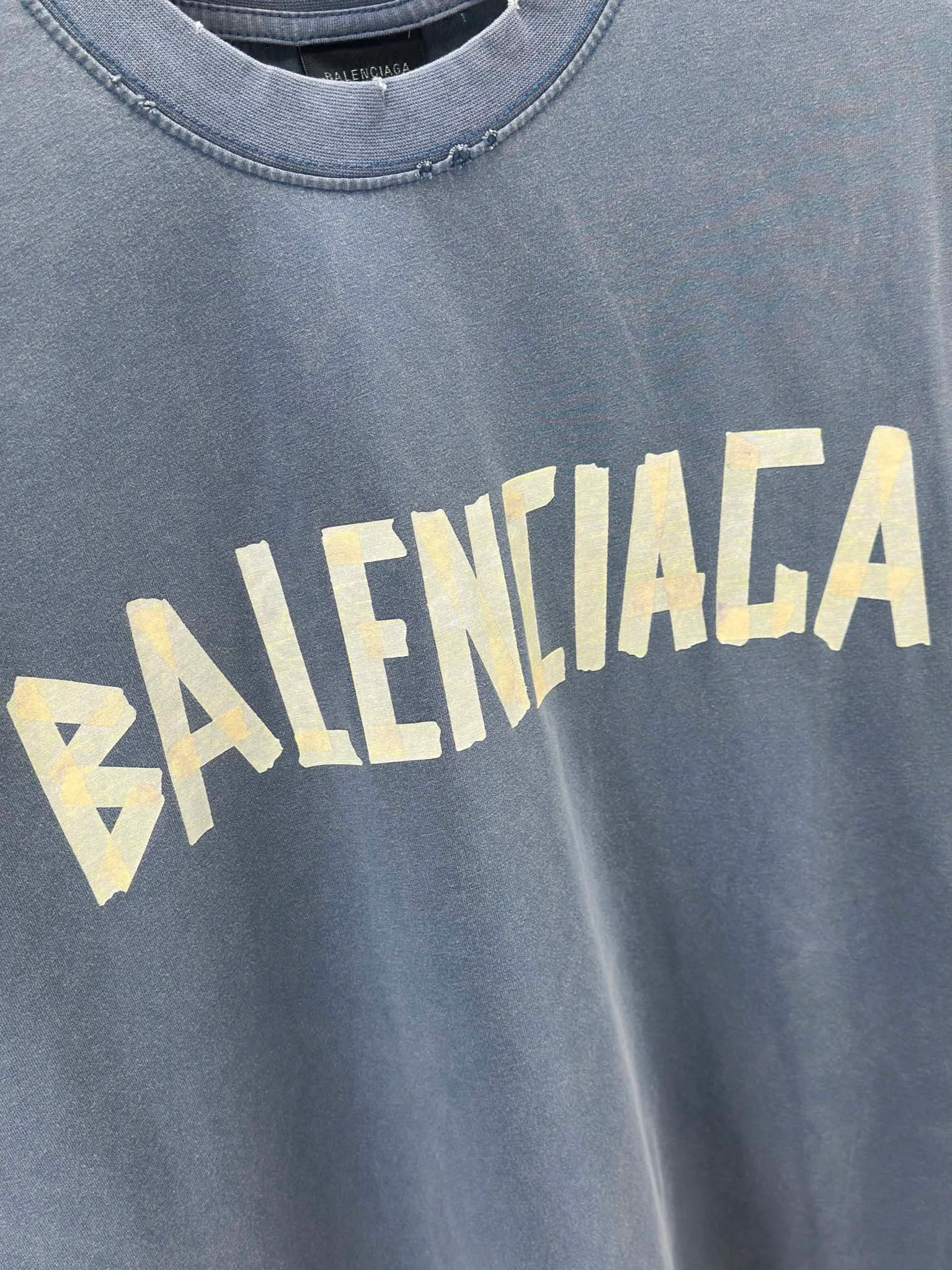 BALENCI*GA Series . 280g * 1 1 . . + . .os Same Style -Color：Cream White Green Blue -SIZE：XS S M L 8602#